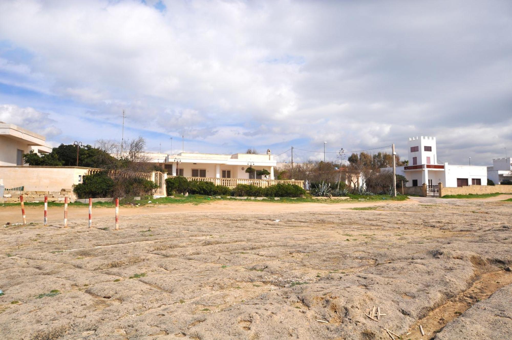 Caletta *